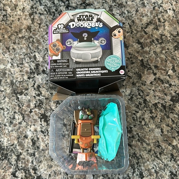 Star Wars Doorables Galactic Cruisers Wicket Warwick NWB - Picture 1 of 2